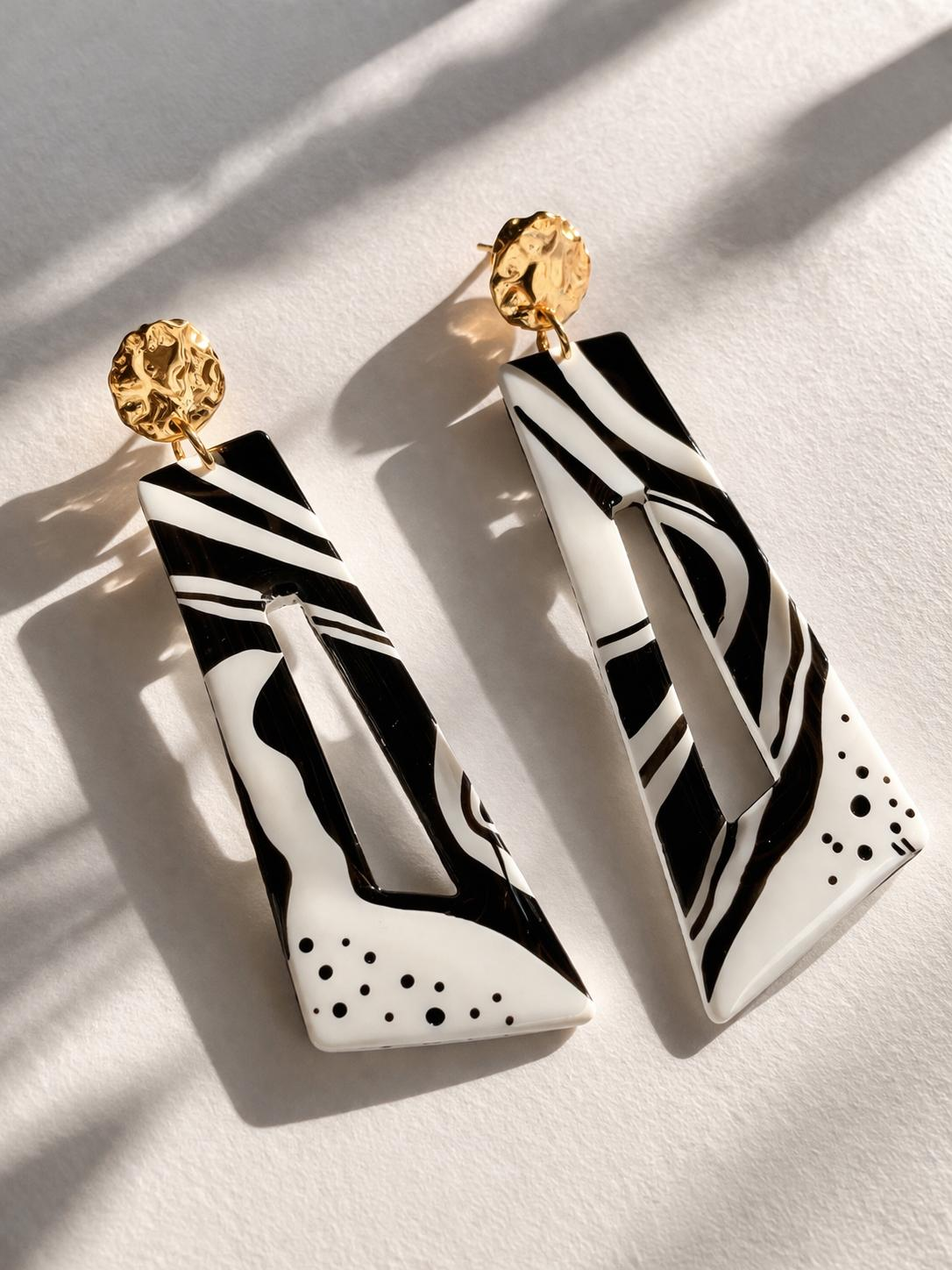 Bijoux contemporains Nelphide